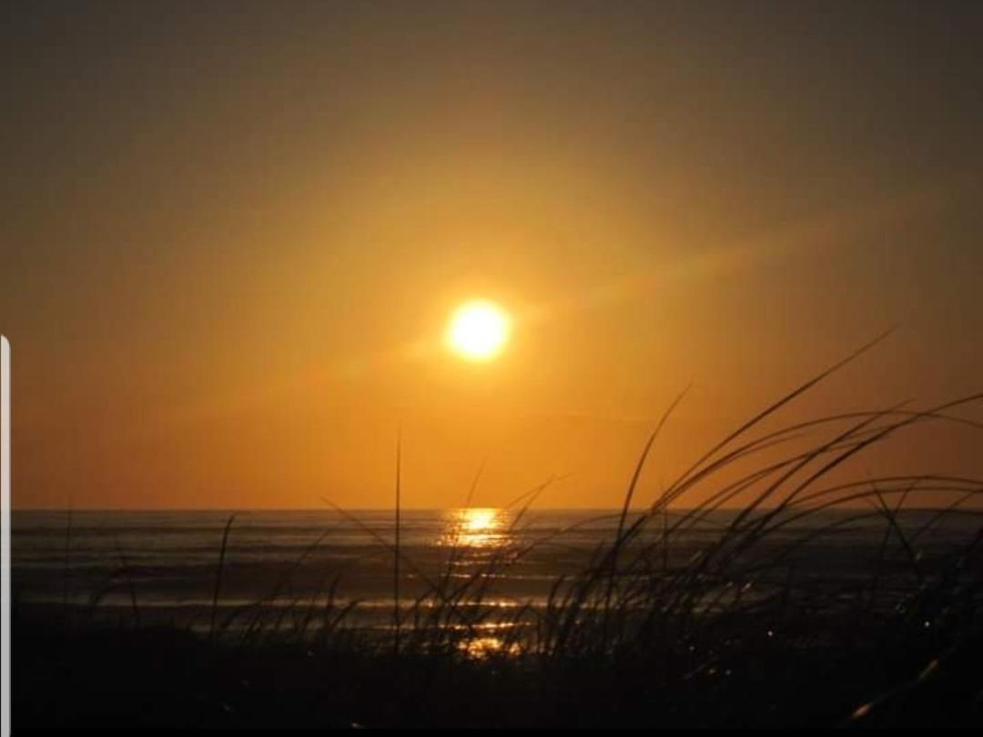 Surfers Getaway - Room Staycation Sligo Buitenkant foto