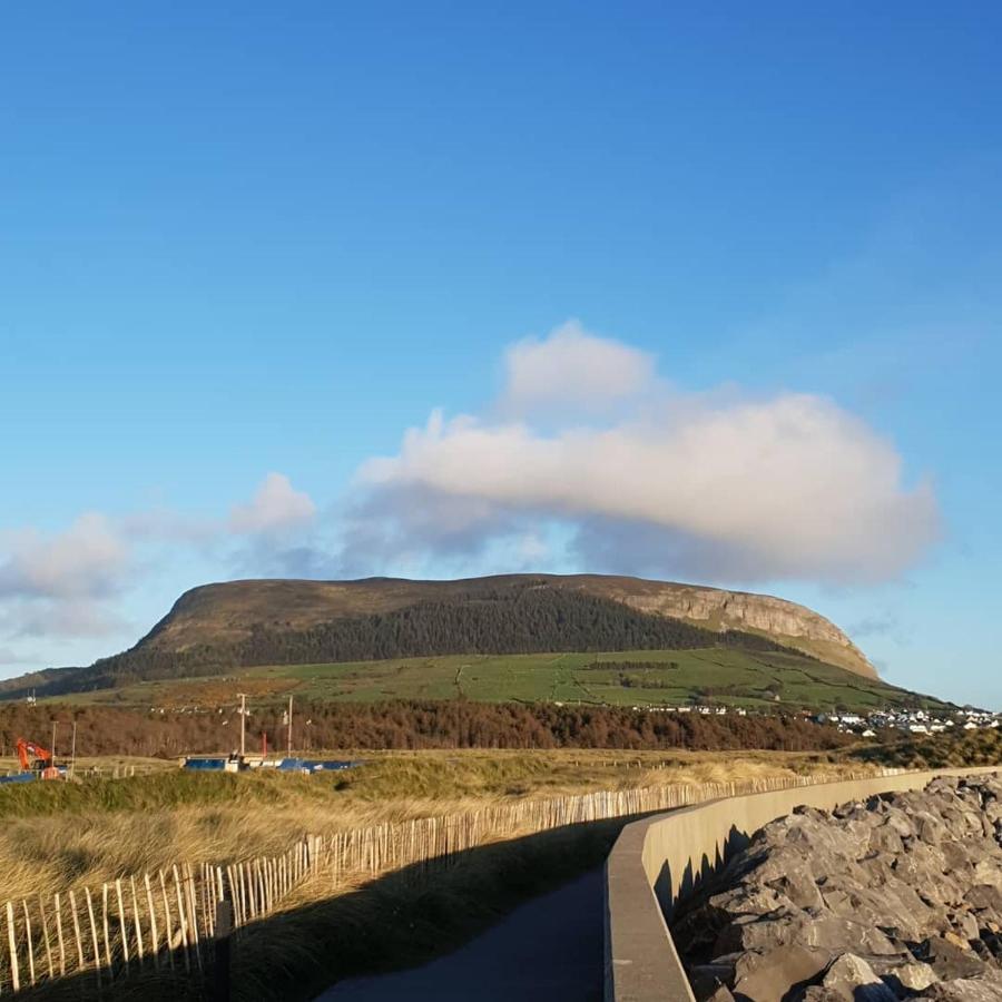 Surfers Getaway - Room Staycation Sligo Buitenkant foto